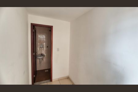 Apartamento à venda com 69m², 2 quartos e 1 vaga Apartamento à venda com 69m², 2 quartos e 1 vagaQuarto de Serviço