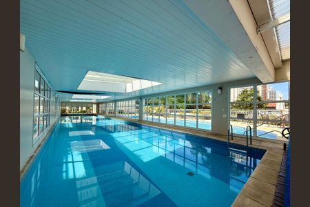 Apartamento à venda com 138m², 3 quartos e 2 vagas Apartamento à venda com 138m², 3 quartos e 2 vagasPiscina Coberta