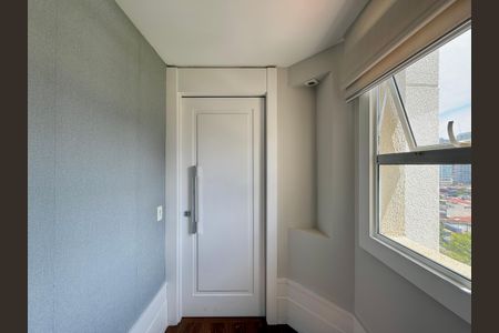 Apartamento à venda com 138m², 3 quartos e 2 vagas Apartamento à venda com 138m², 3 quartos e 2 vagasHall Social Apartamento