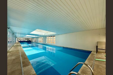 Apartamento à venda com 138m², 3 quartos e 2 vagas Apartamento à venda com 138m², 3 quartos e 2 vagasPiscina Coberta