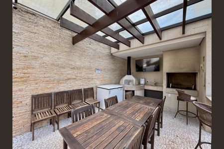 Apartamento à venda com 138m², 3 quartos e 2 vagas Apartamento à venda com 138m², 3 quartos e 2 vagasChurrasqueira