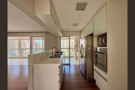 Apartamento à venda com 138m², 3 quartos e 2 vagas Apartamento à venda com 138m², 3 quartos e 2 vagasCozinha