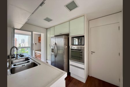 Apartamento à venda com 138m², 3 quartos e 2 vagas Apartamento à venda com 138m², 3 quartos e 2 vagasCozinha