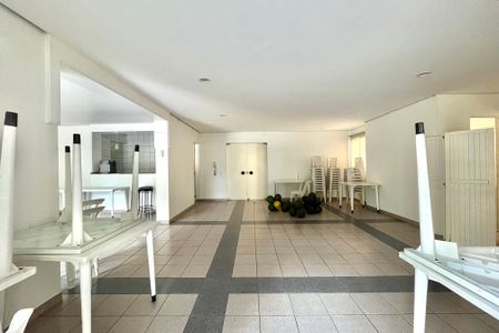 Apartamento à venda com 61m², 2 quartos e 1 vaga Apartamento à venda com 61m², 2 quartos e 1 vagaÁrea comum - Salão de festas