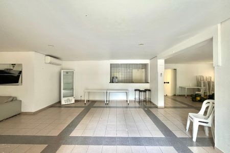 Apartamento à venda com 61m², 2 quartos e 1 vaga Apartamento à venda com 61m², 2 quartos e 1 vagaÁrea comum - Salão de festas
