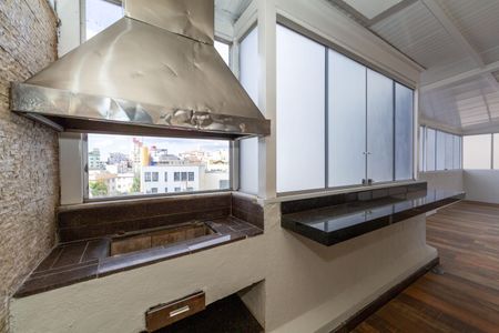 Apartamento à venda com 150m², 3 quartos e 2 vagas Apartamento à venda com 150m², 3 quartos e 2 vagasCobertura