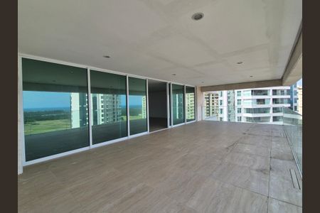 Varanda de apartamento à venda com 4 quartos, 384m² em Barra da Tijuca, Rio de Janeiro