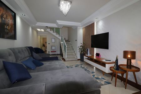 Casa à venda com 247m², 3 quartos e 5 vagasSala