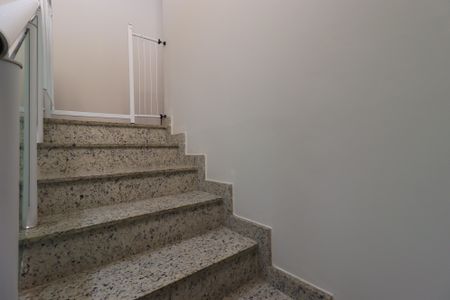 Casa à venda com 247m², 3 quartos e 5 vagasEscada