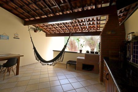 Casa à venda com 247m², 3 quartos e 5 vagasÁrea Gourmet