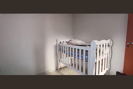 Quarto de apartamento para alugar com 2 quartos, 58m² em Portal do Vale, Uberlândia