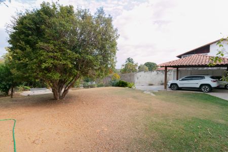 Casa para alugar com 350m², 4 quartos e 4 vagas Casa para alugar com 350m², 4 quartos e 4 vagasÁrea Externa