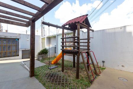 Apartamento para alugar com 40m², 2 quartos e sem vagaÁrea comum - Playground