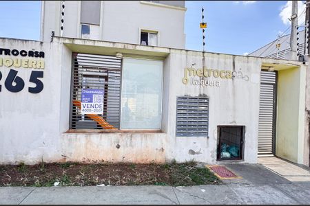 Apartamento para alugar com 40m², 2 quartos e sem vagaPlaca