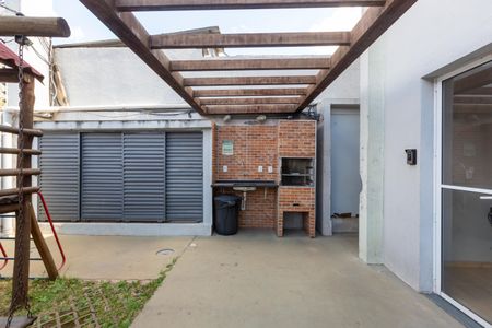 Apartamento para alugar com 40m², 2 quartos e sem vagaÁrea comum - Churrasqueira