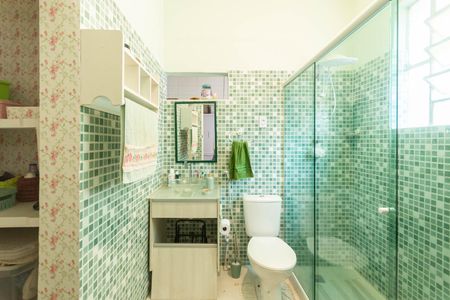 Banheiro Suíte de apartamento à venda com 2 quartos, 75m² em Grajaú, Rio de Janeiro