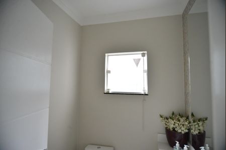 Casa à venda com 240m², 3 quartos e 5 vagasLavabo da Sala 