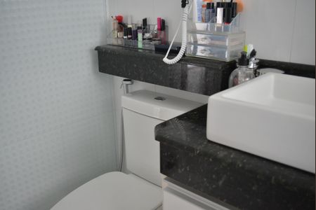 Casa à venda com 240m², 3 quartos e 5 vagasBanheiro do Quarto 