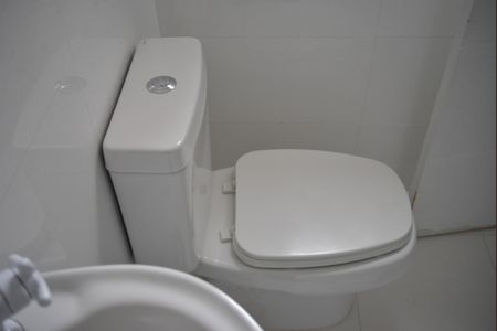 Casa à venda com 240m², 3 quartos e 5 vagasBanheiro do Quarto 2