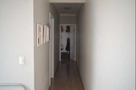 Casa à venda com 240m², 3 quartos e 5 vagasCorredor