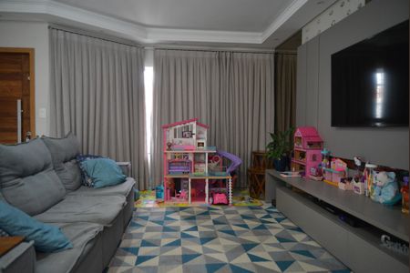 Casa à venda com 240m², 3 quartos e 5 vagasSala 