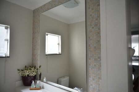 Casa à venda com 240m², 3 quartos e 5 vagasLavabo da Sala 