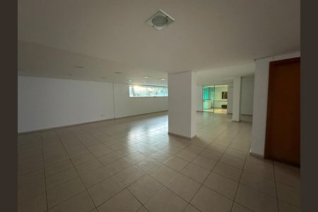 Apartamento à venda com 117m², 4 quartos e 3 vagas Apartamento à venda com 117m², 4 quartos e 3 vagasÁrea comum
