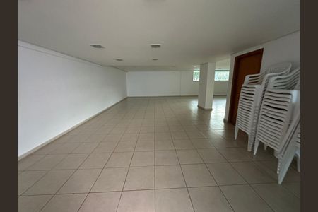 Apartamento à venda com 117m², 4 quartos e 3 vagas Apartamento à venda com 117m², 4 quartos e 3 vagasÁrea comum