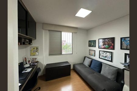 Apartamento à venda com 117m², 4 quartos e 3 vagas Apartamento à venda com 117m², 4 quartos e 3 vagasQuarto 4