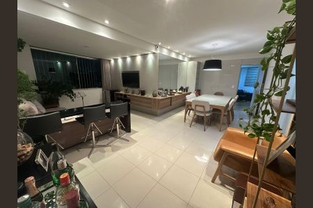 Sala de apartamento à venda com 4 quartos, 117m² em Padre Eustáquio, Belo Horizonte