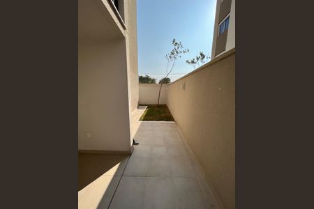 Apartamento à venda com 62m², 2 quartos e 1 vaga Apartamento à venda com 62m², 2 quartos e 1 vagaÁrea Externa
