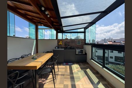 Apartamento à venda com 65m², 2 quartos e 1 vaga Apartamento à venda com 65m², 2 quartos e 1 vagaCobertura