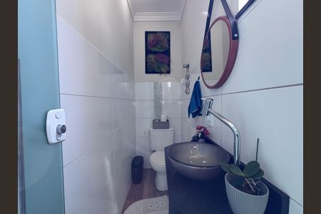 Apartamento à venda com 65m², 2 quartos e 1 vaga Apartamento à venda com 65m², 2 quartos e 1 vagaLavabo