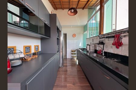 Apartamento à venda com 65m², 2 quartos e 1 vaga Apartamento à venda com 65m², 2 quartos e 1 vagaCozinha