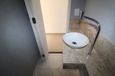 Casa à venda com 120m², 3 quartos e 2 vagasLavabo