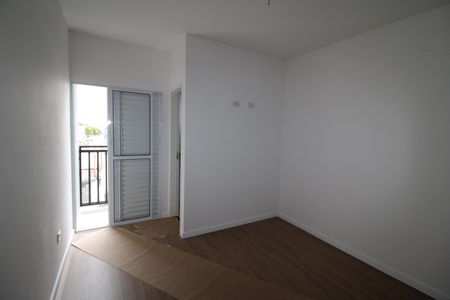 Casa à venda com 120m², 3 quartos e 2 vagasSuíte