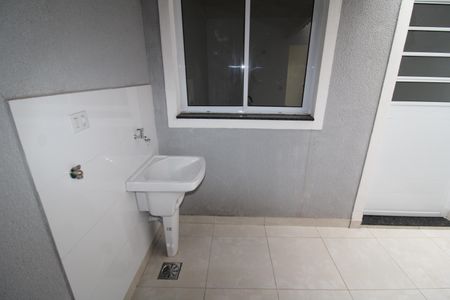 Casa à venda com 120m², 3 quartos e 2 vagasÁrea de Serviço