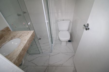 Casa à venda com 120m², 3 quartos e 2 vagasBanheiro da Suíte