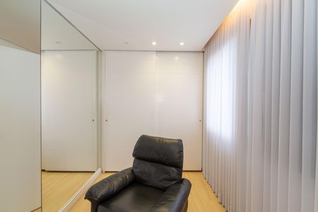 Apartamento à venda com 136m², 4 quartos e 3 vagas Apartamento à venda com 136m², 4 quartos e 3 vagasQuarto 3