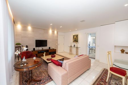 Apartamento à venda com 136m², 4 quartos e 3 vagas Apartamento à venda com 136m², 4 quartos e 3 vagasSala