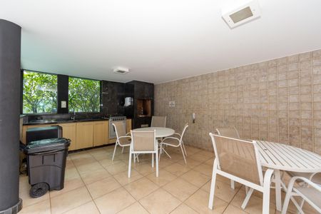 Apartamento à venda com 136m², 4 quartos e 3 vagas Apartamento à venda com 136m², 4 quartos e 3 vagasÁrea comum