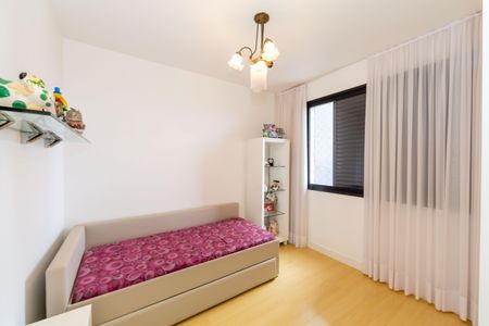 Apartamento à venda com 136m², 4 quartos e 3 vagas Apartamento à venda com 136m², 4 quartos e 3 vagasQuarto 1