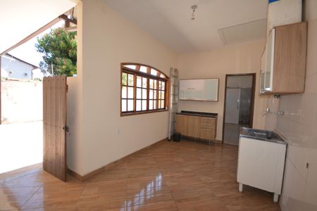 Casa para alugar com 280m², 4 quartos e 5 vagasÁrea de Serviço