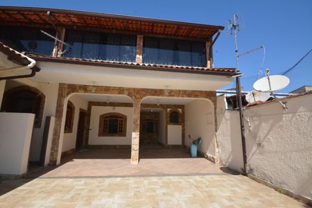 Casa para alugar com 280m², 4 quartos e 5 vagasGaragem