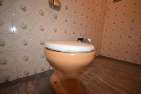 Casa para alugar com 280m², 4 quartos e 5 vagasBanheiro Social