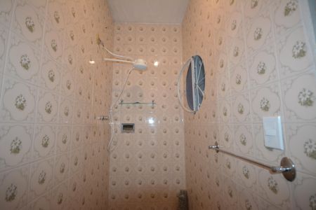 Casa para alugar com 280m², 4 quartos e 5 vagasBanheiro Social