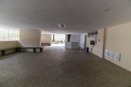 Apartamento à venda com 96m², 2 quartos e 1 vaga Apartamento à venda com 96m², 2 quartos e 1 vagaÁrea comum