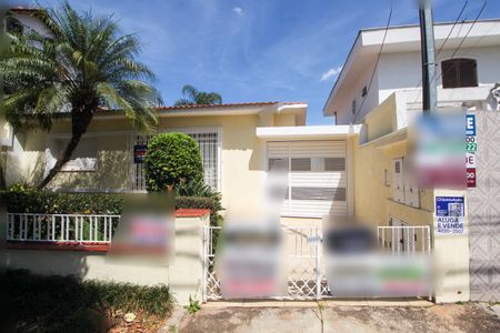 Casa à venda com 181m², 2 quartos e 2 vagasFachada