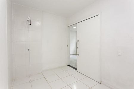 Apartamento para alugar com 43m², 1 quarto e sem vaga Apartamento para alugar com 43m², 1 quarto e sem vagaBanheiro