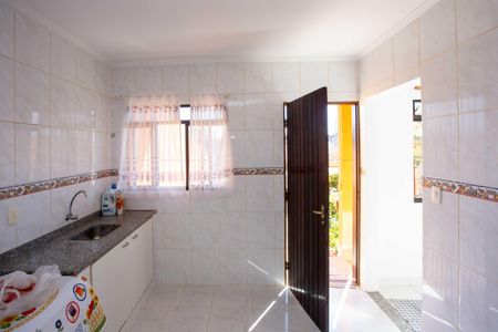 Casa à venda com 320m², 4 quartos e 3 vagasEdícula - Cozinha